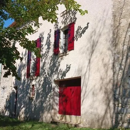 Holiday home Au Calme En Campagne Au Milieu Des Oliviers Centenaires Tourrettes